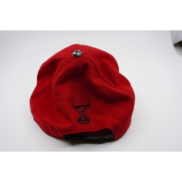 Mitchell & Ness Chicago Bulls “Windy City” NBA Hardwood Classics Snapback Hat. - Picture 2 of 6